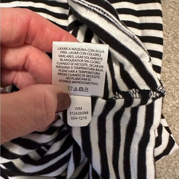 Faded Glory XL b & w tee - Picture 9 of 11